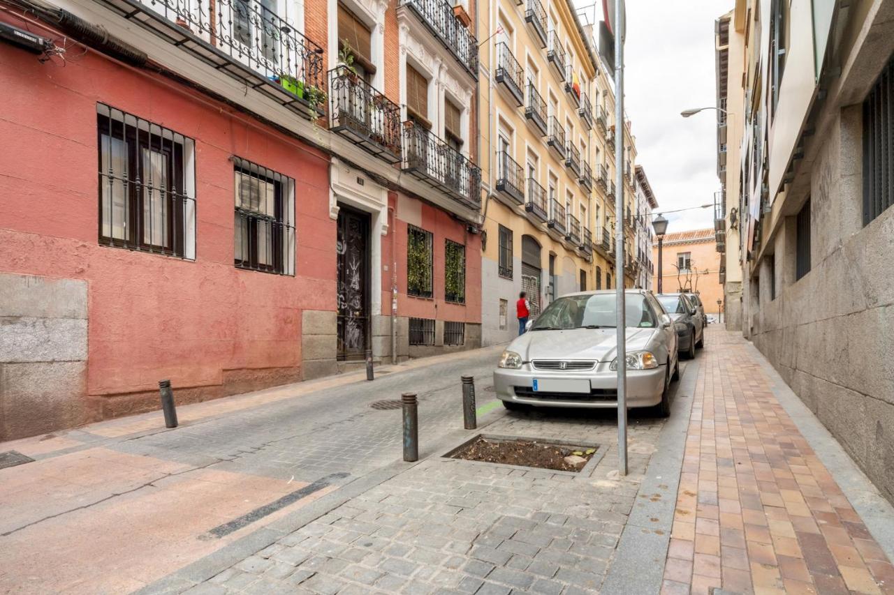 2 Bedrooms 2 Bathrooms Furnished - Malasana - Bright Stylish - Mintystay Madrid Exterior photo